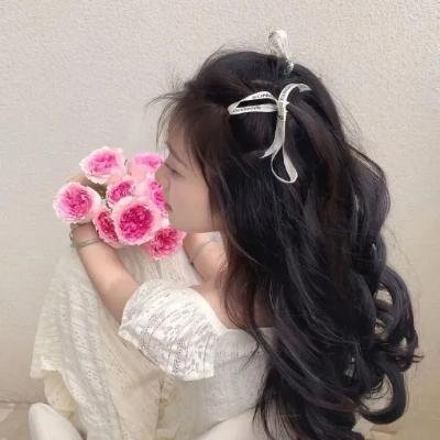 锁红颜